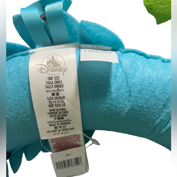 BNWT. DISNEY PARKS 2022 PIXAR WREATH - Picture 5 of 5